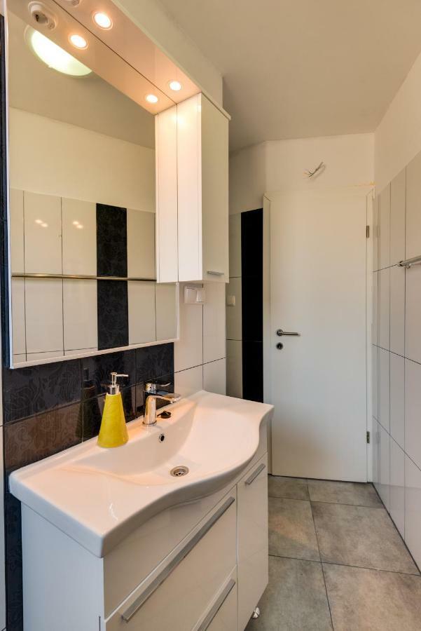 Jadrija 6 Apartamento Šibenik Exterior foto